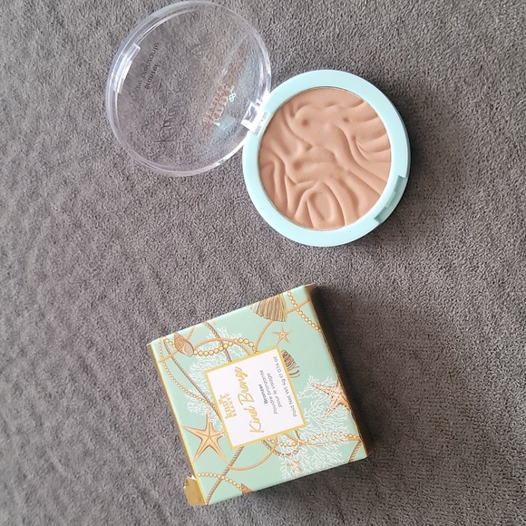 Kndr Beauty Kind Bronze Bronzer in Blissful Bronze 4g - Picture 3 of 3